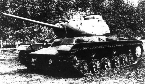 TAPETY CZOŁGI - Czołg ciężki KW-85 fot. 2.jpg
