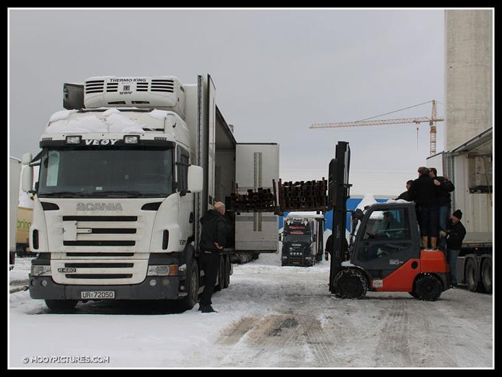 Ciężarówki foto - unload-arjan-uilenberg-04-WM.jpg