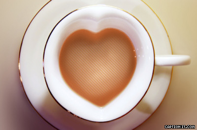 Galeria - herbata z mlekiem serce filizan.jpg.jpg
