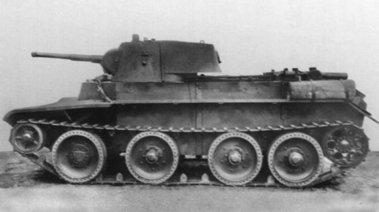 Czołgi - BT-7M,szybki czołg.jpg