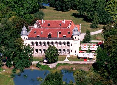 Pałace w Polsce - palac_w_krobielowicach_b.jpg