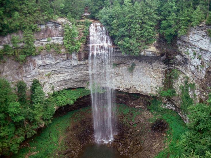 Wodospady - Fall Creek Falls State Park, Pikeville, Tennessee.jpg