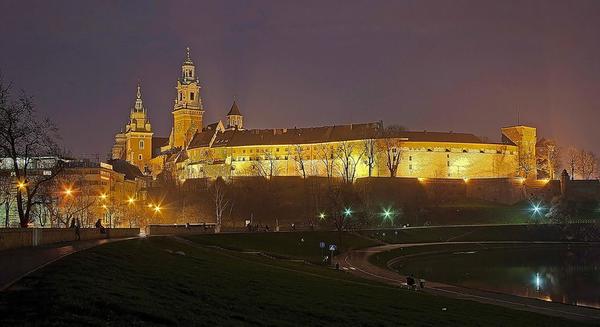 Zamki Polskie - Wawel.jpg